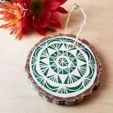 Load image into Gallery viewer, Mandala Ornaments in Color