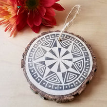 Load image into Gallery viewer, Mandala Ornaments in Color
